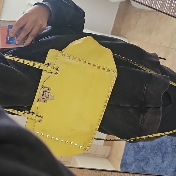 Valentino Garavani studded handbag (project) - Picture 8 of 10